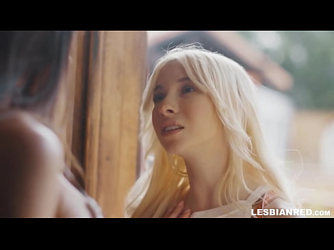 ❤️ A menina volta para casa alguns meses depois e acaba comendo a xoxota de sua madrasta Porno em nós pt-br.pornjimbo.ru ❌️❤